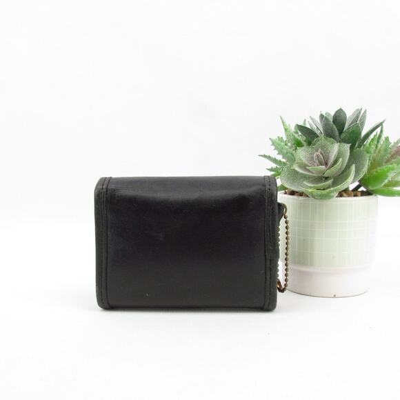 Coach Vintage Black Leather Wallet - Picture 2 of 7